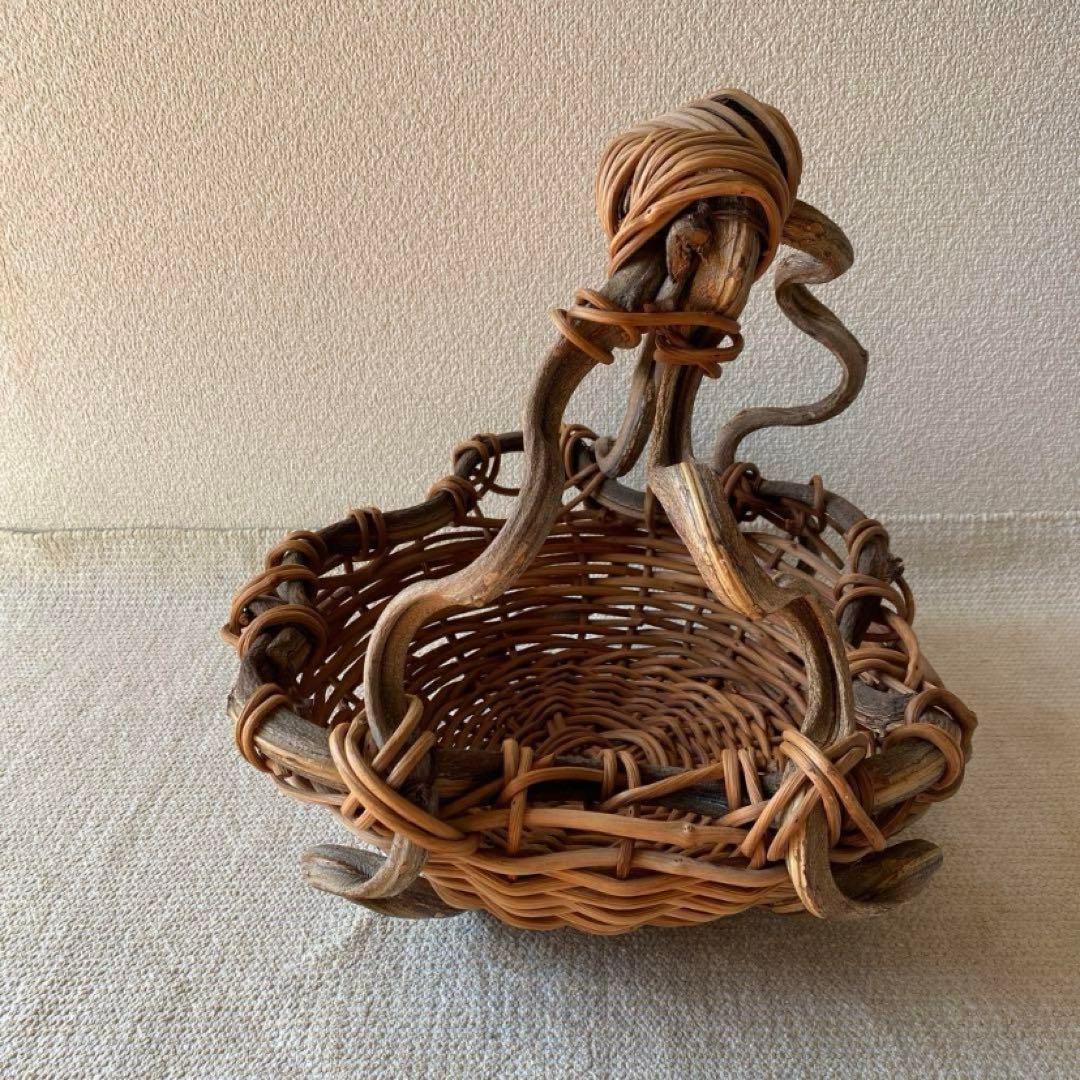 藤蔓 あけび 大籠 古籠 骨董 籠細工 ラタン 大型 フルーツバスケット パン籠