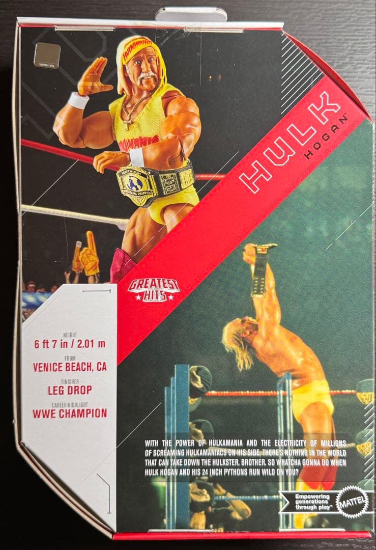 【セール中】【専用ケース付き】 WWE HULK HOGAN フィギュア