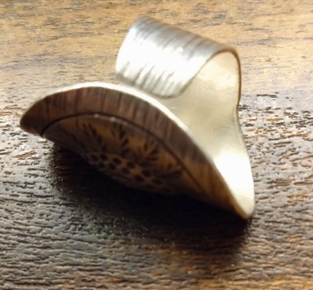 カレンシルバー 　渦巻き模様 オープンリング　　高純度