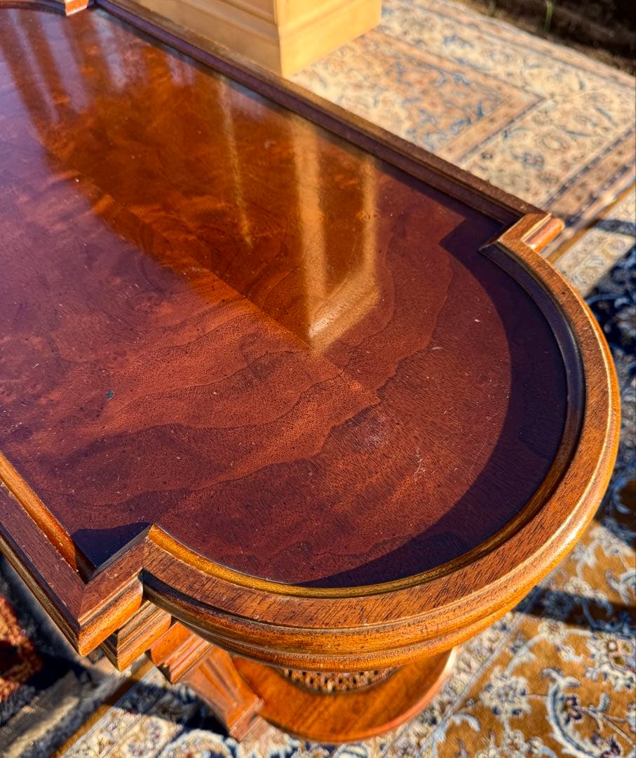 DREXEL キャメオクラシックス 楕円サイドテーブル ドレクセル