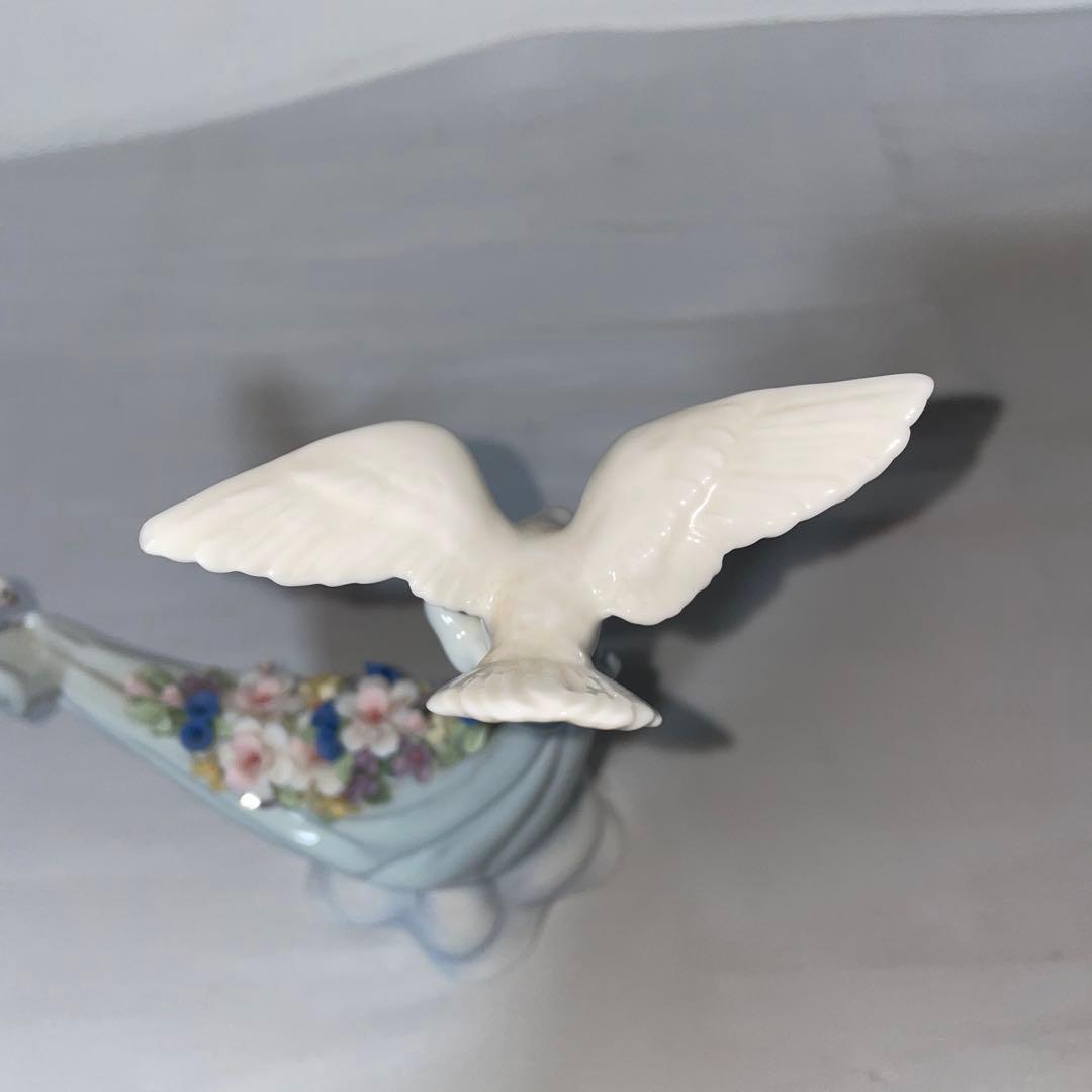 リヤドロ　LLADRO 平和の花かご　花　ハト　鳩
