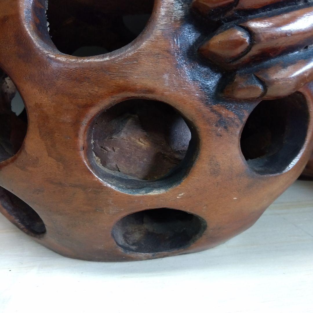 木製玉乗り獅子彫刻 　左玉乗り　②　厄除け