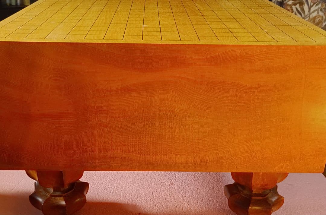 天地柾一枚板の国産 本榧足付碁盤