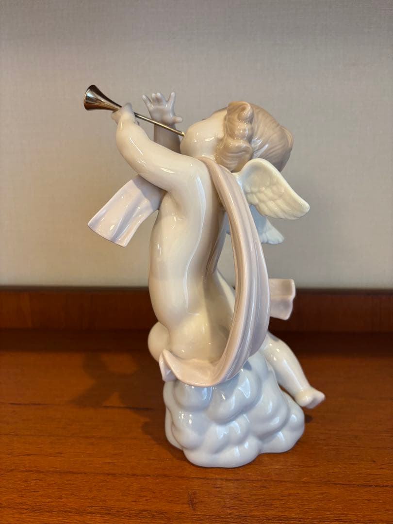 『絶版品』　リヤドロ　天使　天使像　専用箱付き　クリスマス　バレンタイン