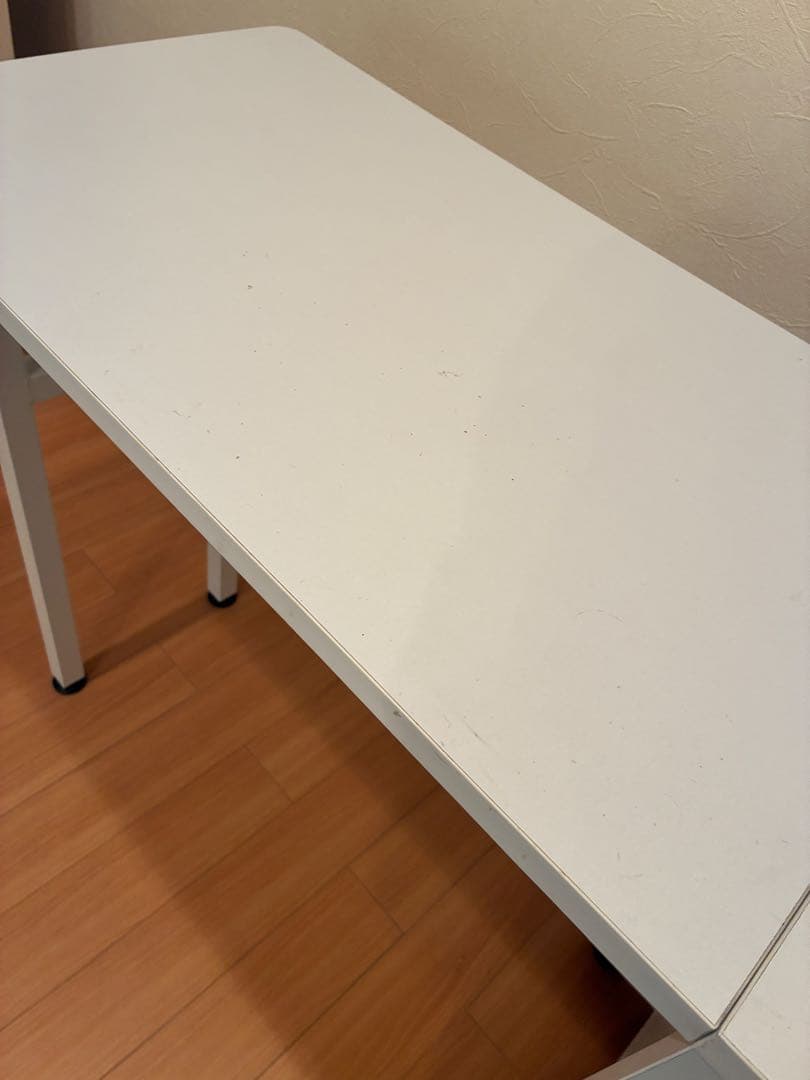 ネイルデスク　折りたたみネイルテーブル　キャスター付き