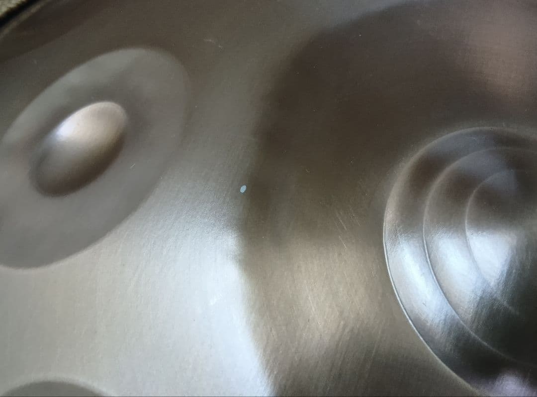 ハンドパン 12音 56センチ Dマイナー A＝432Hz 訳あり品 - メルカリ