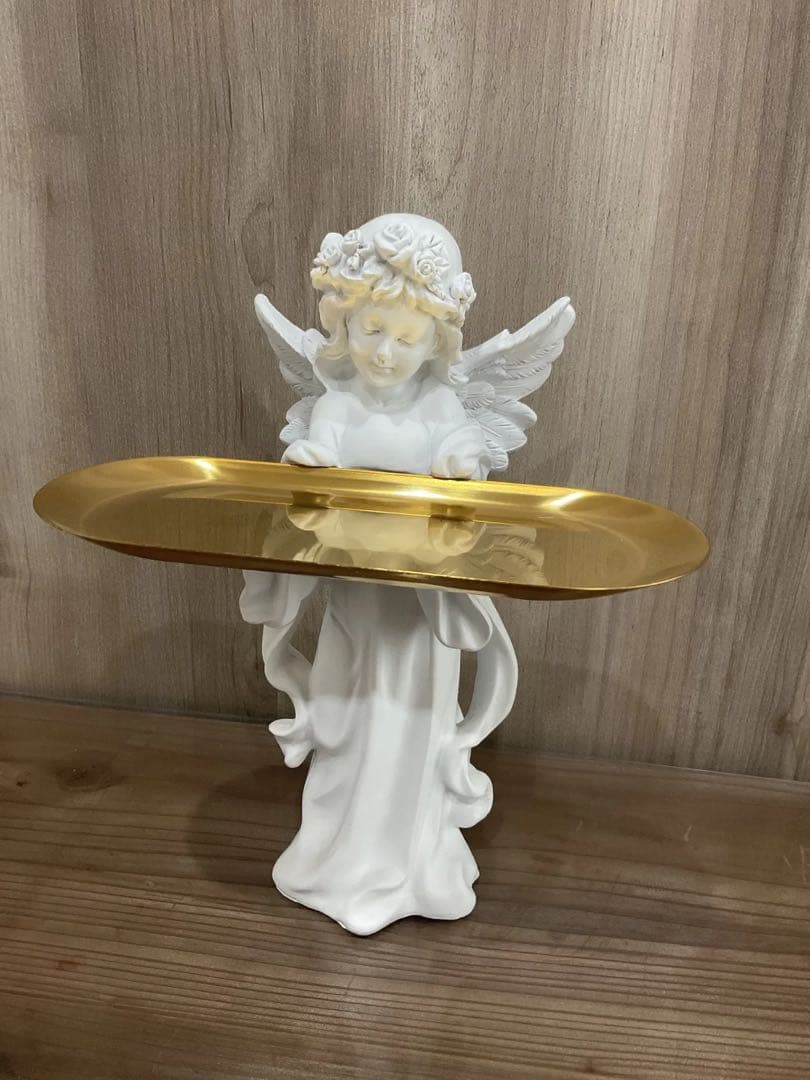 天使の像 トレイ付き 白色 陶器製 - メルカリ
