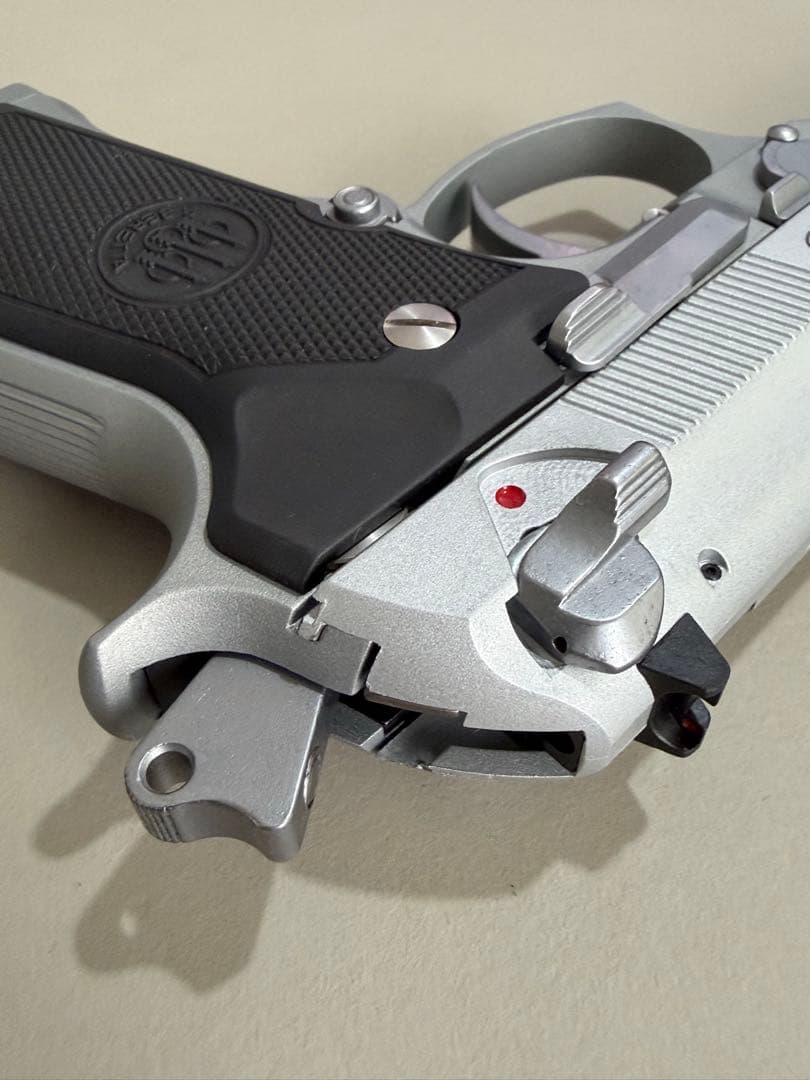 モデルガン】タナカワークス ベレッタ92F INOX CERAKOTE - メルカリ