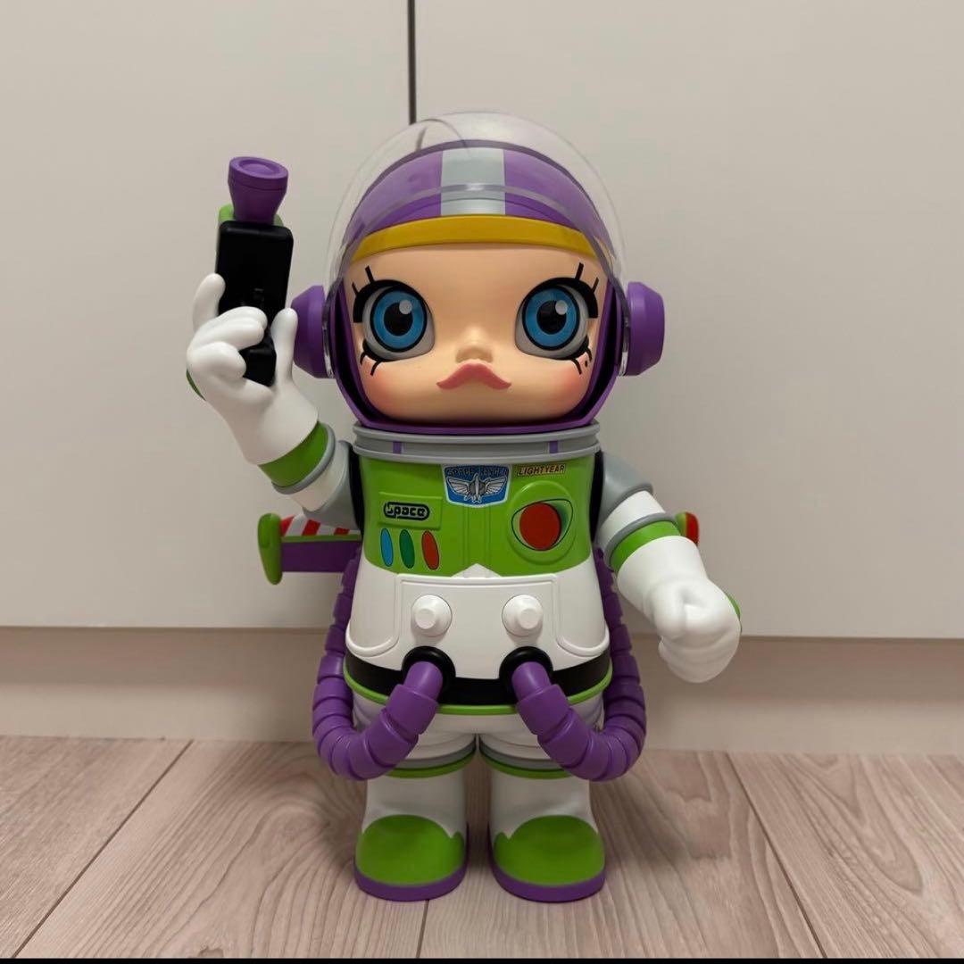 MEGA SPACE MOLLY BUZZ LIGHTYEAR フィギュア