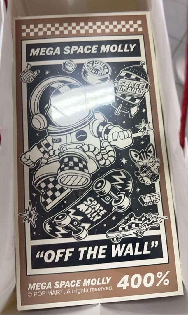 ポップマートVANS MEGA SPACE MOLLY 400% フィギュア