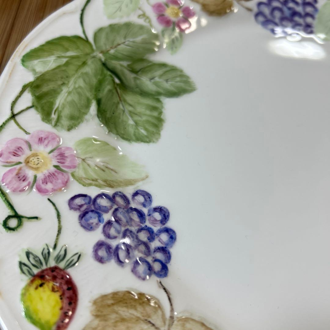 希少　レア　ウエッジウッド立体　ハンドペイント　いちご　ぶどう