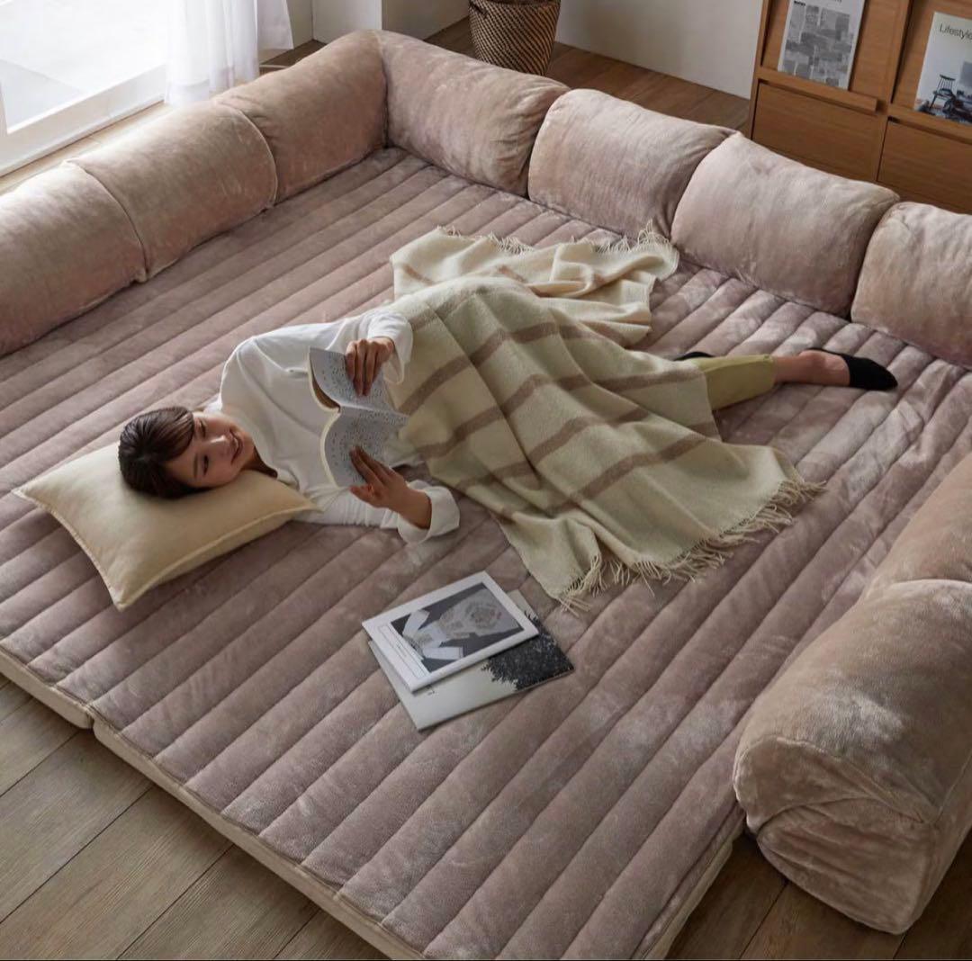 完売品　ベルメゾン グータラグ ダブルコーナーローソファーセット小　メルトロ