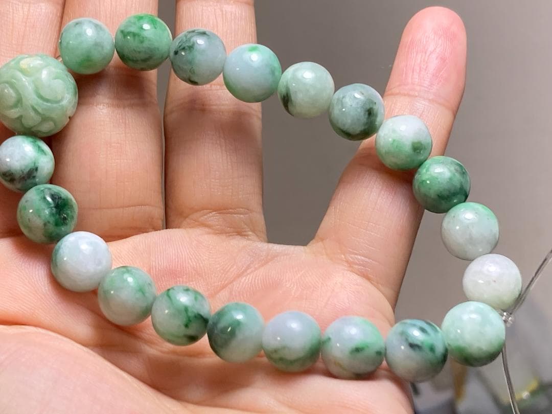 BR7-44 花緑 9.8mm 彫り花珠 ミャンマー産A貨 本翡翠 ブレスレット