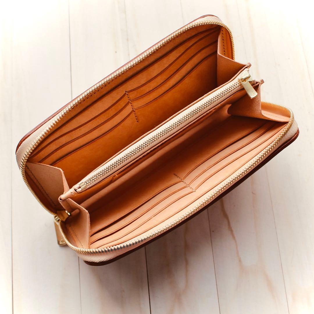 (依頼受付中)ラウンドファスナーウォレット 【カービング /ナチュラル】