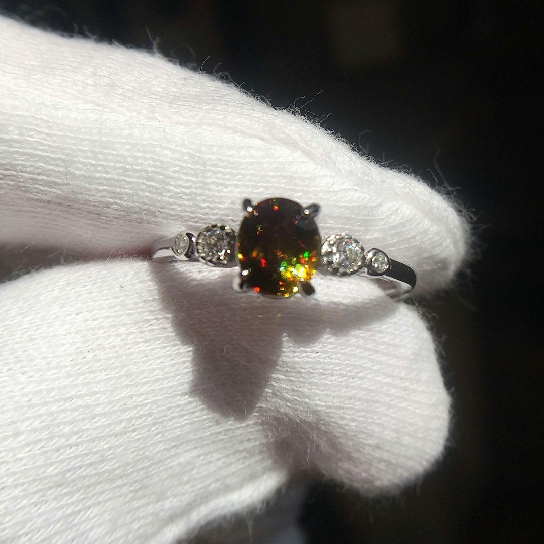 0.89ct スフェーン リング