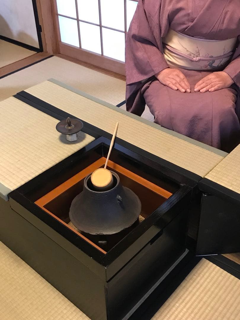 楽々茶棚　(立礼)収納ボックス点前座と炉壇嵌め込み畳と建水台の3点セット