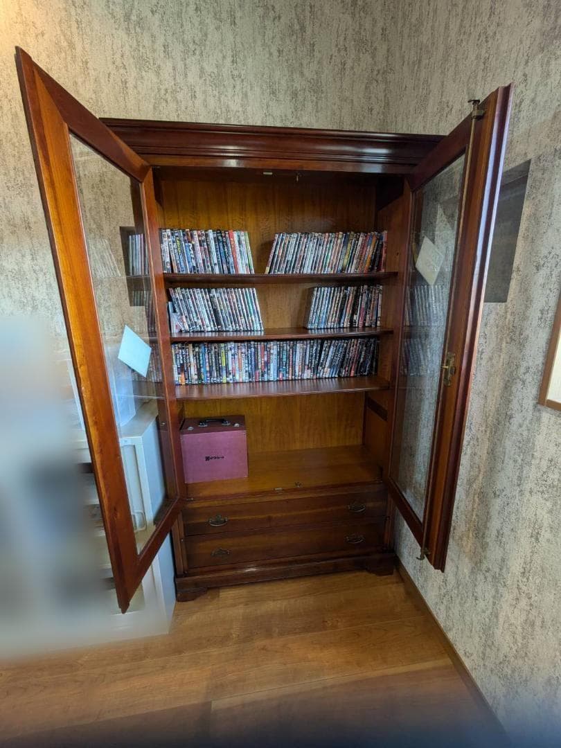 【高級】イギリス家具　アンティーク　食器棚　本棚　キャビネット