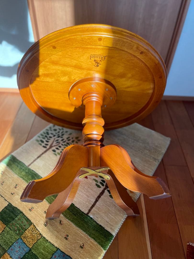 横浜ダニエル 丸テーブル サイド 60㎝ 机 クラッシック リビング