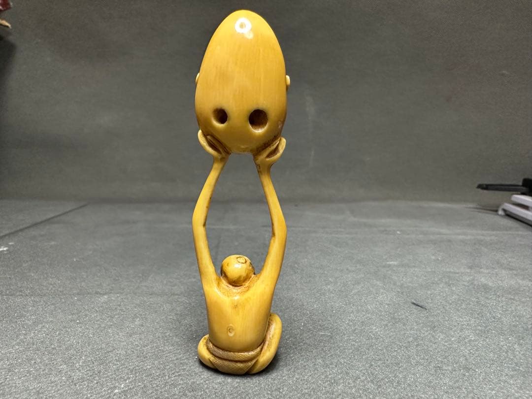 極上　根付　手長足長 天然素材　アンティーク　和彫　置物　骨董　飾り物古美術品