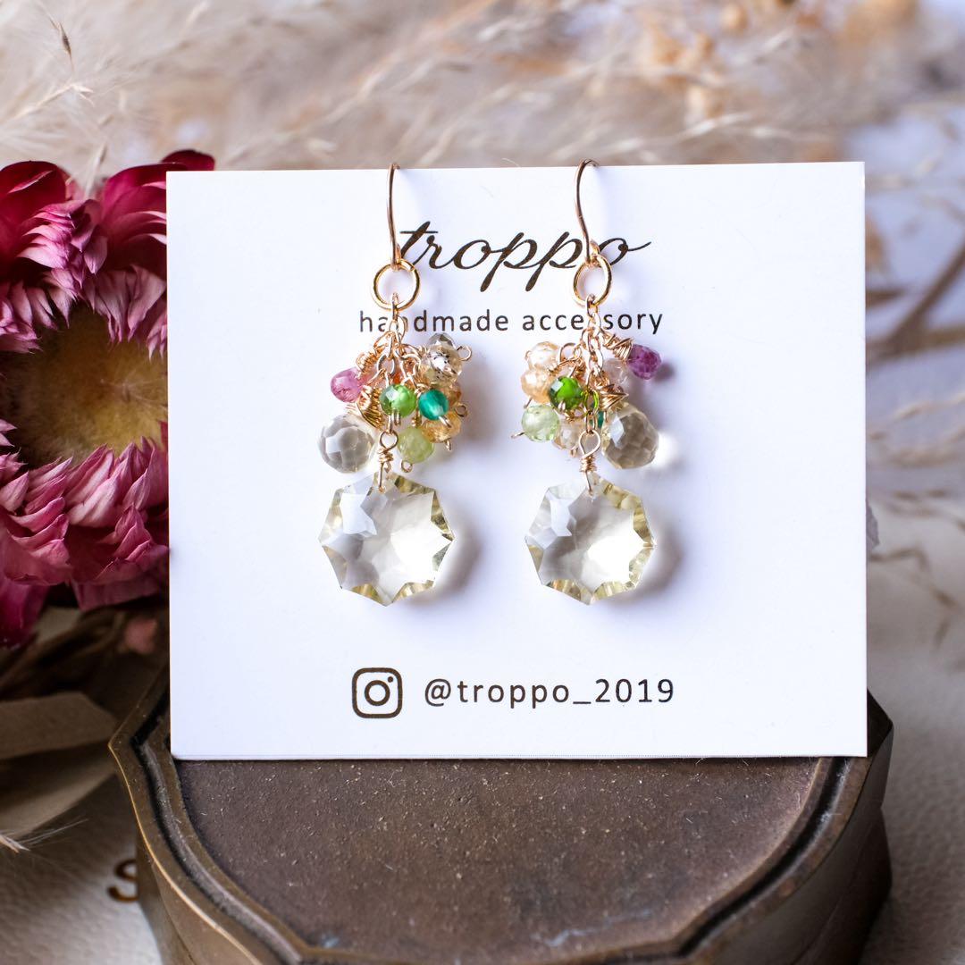 14kgfレモングリーンゴールドロゼットピアス/イヤリング