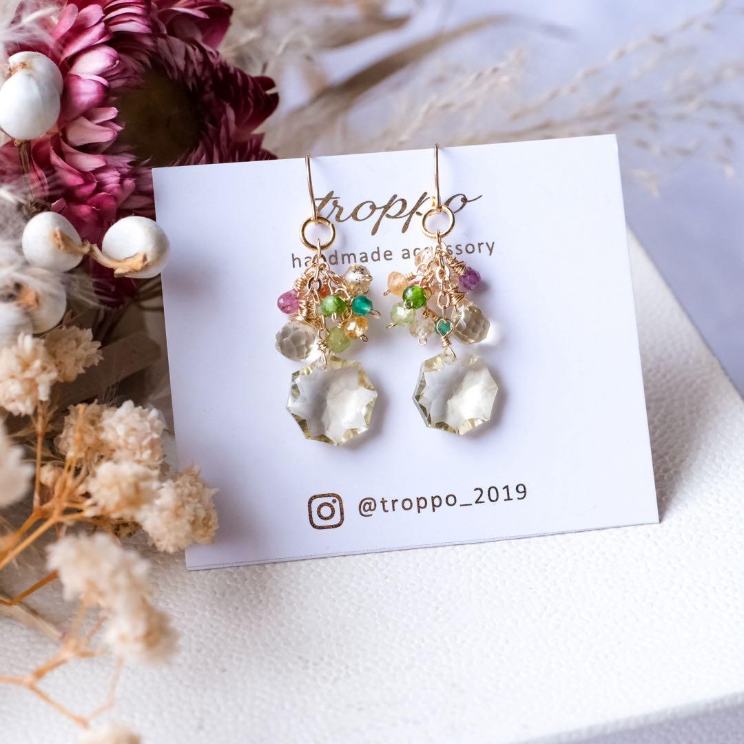 14kgfレモングリーンゴールドロゼットピアス/イヤリング