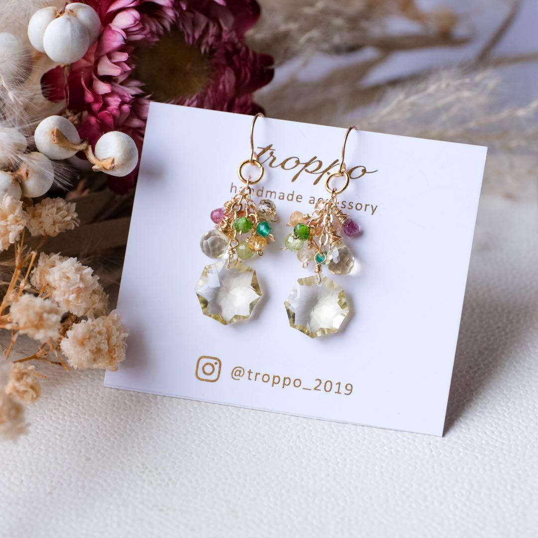 14kgfレモングリーンゴールドロゼットピアス/イヤリング