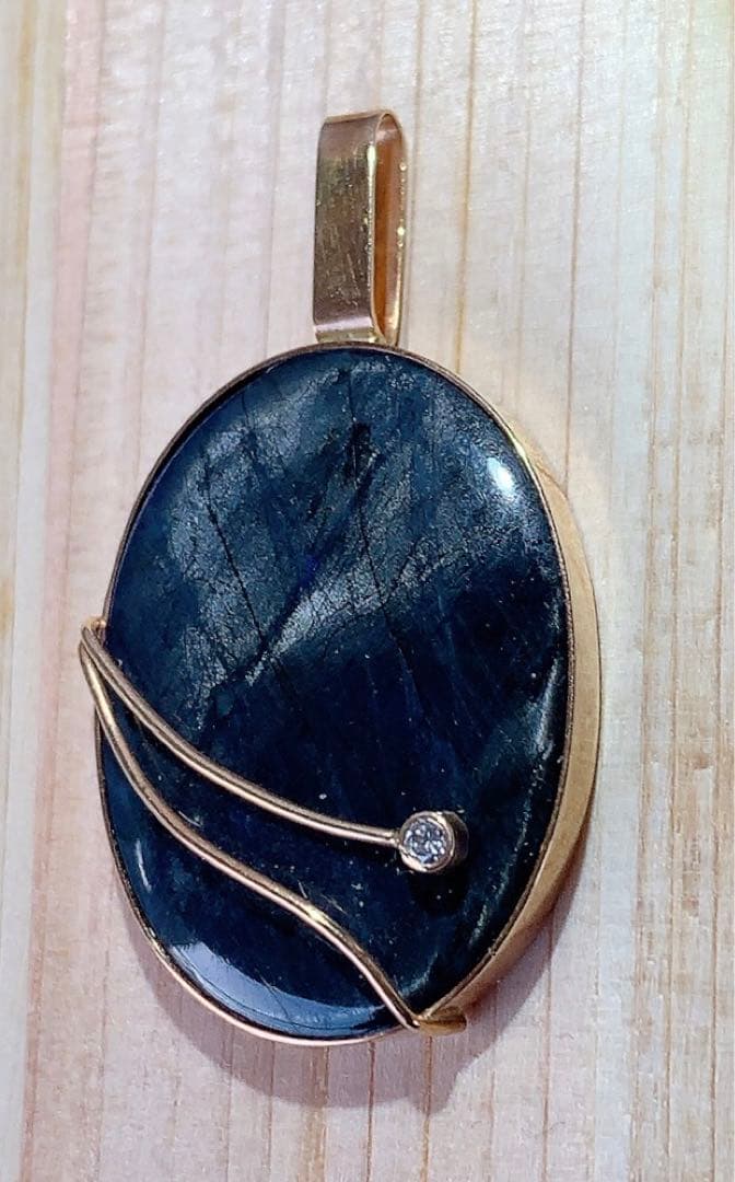 《超希少》Kaunis Koru ペンダント14Kスペクトロライト＋ダイヤモンド