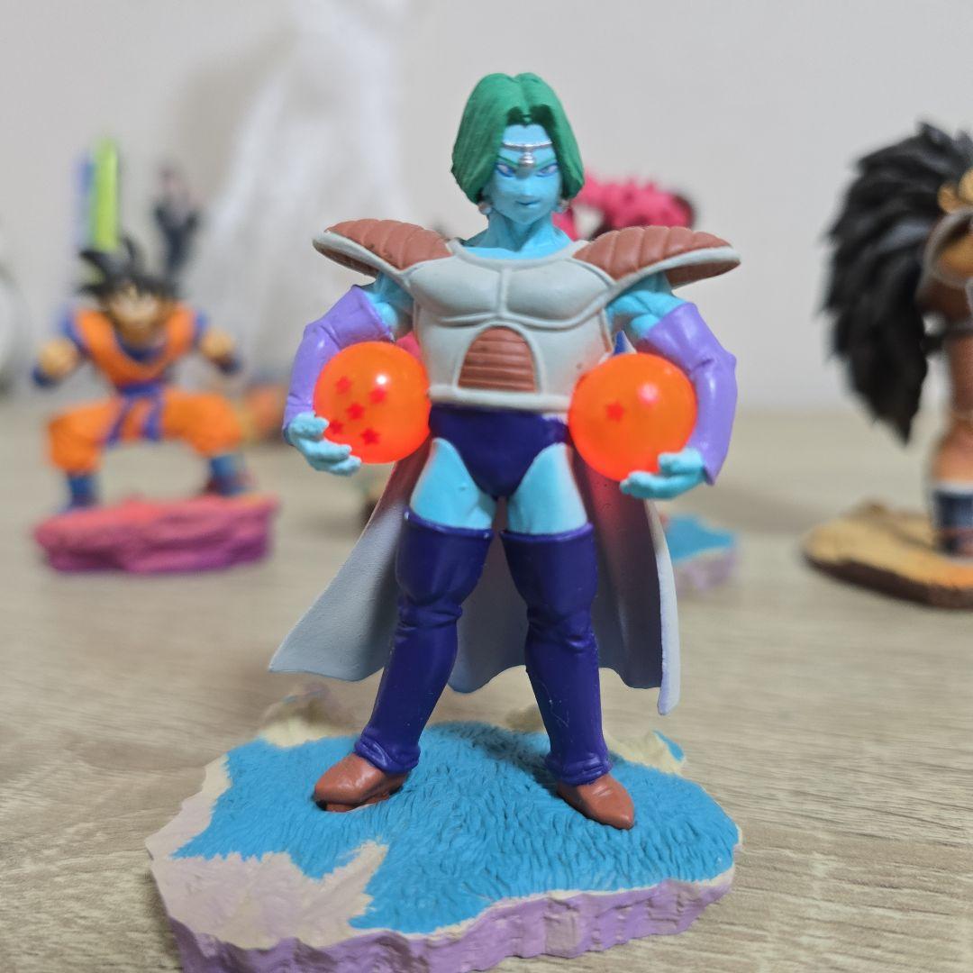 ドラゴンボールカプセル　８体セット