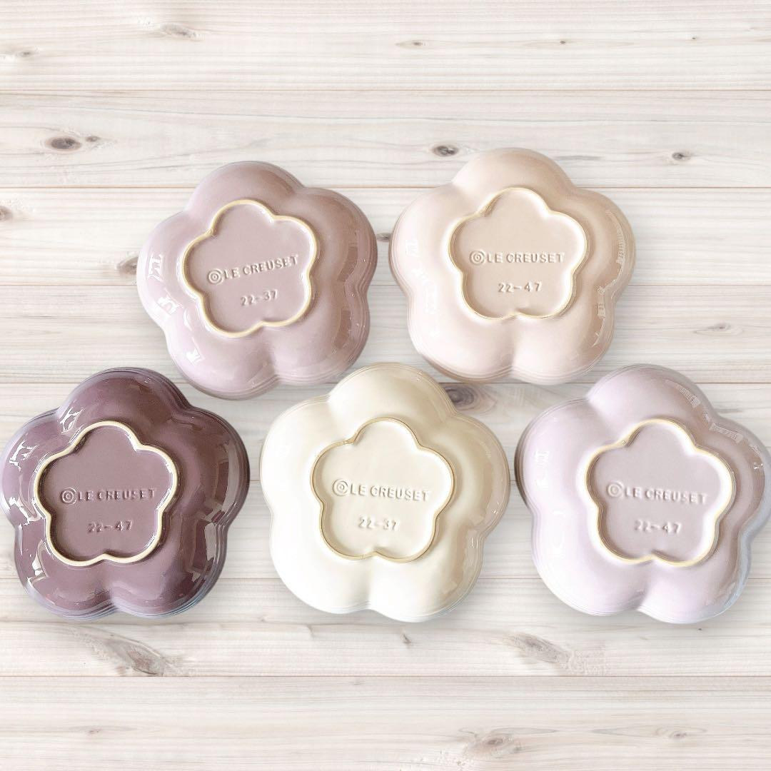 ♡ルクルーゼ　フラワーディッシュ 5枚　プレート パープル　カトレア　ピンク