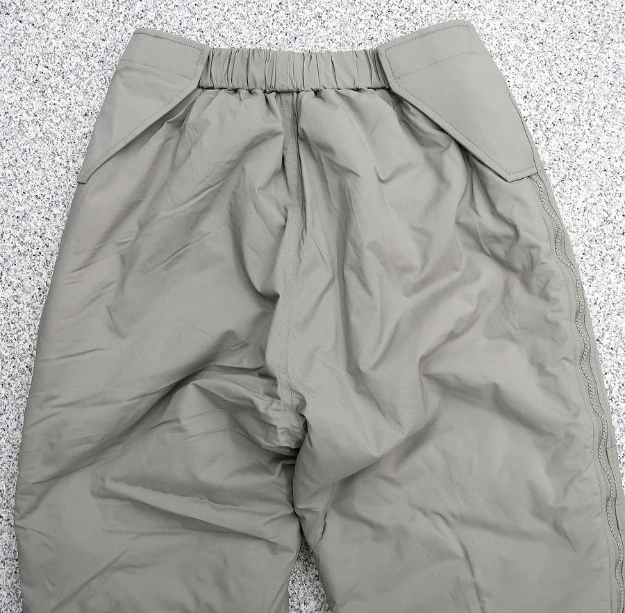 ⑤ 新品 S-S 米軍実物 2007年 レベル7 プリマロフト パンツ
