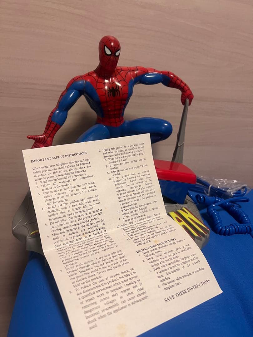 【最終価格】スパイダーマン フィギュア付き電話