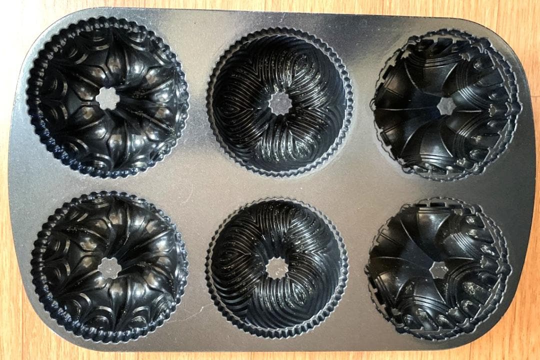 ノルディックウェア カップケーキパン　2枚　アメリカ製