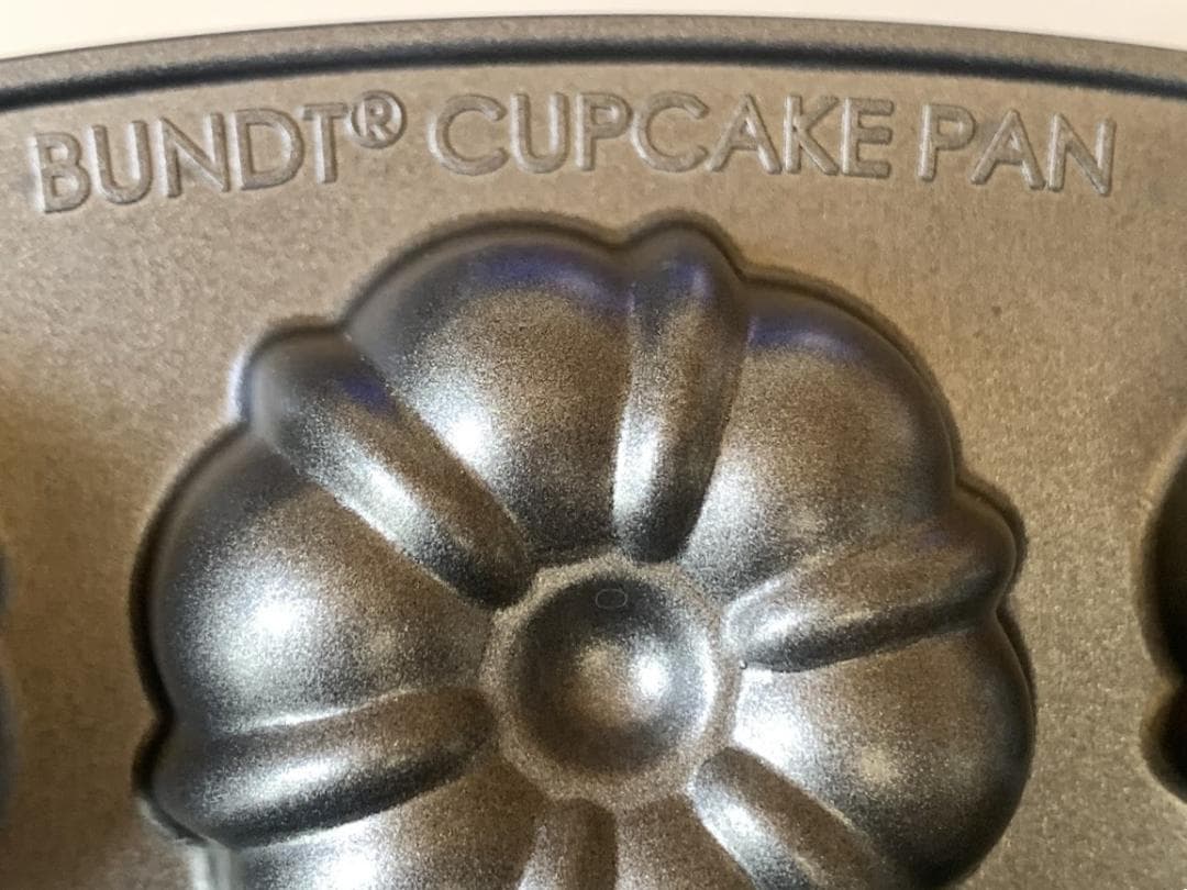 ノルディックウェア カップケーキパン　2枚　アメリカ製