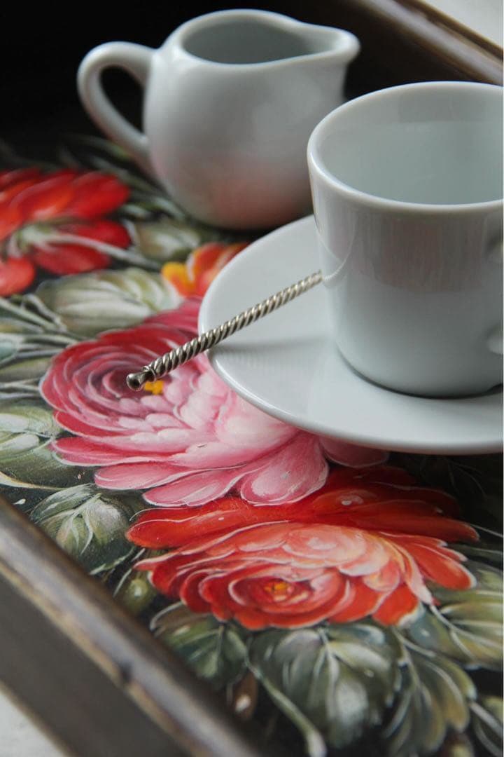 ロシア雑貨☆Rose木製トレイ薔薇 ジョストボ柄 マトリョーシカ ガリーナ作