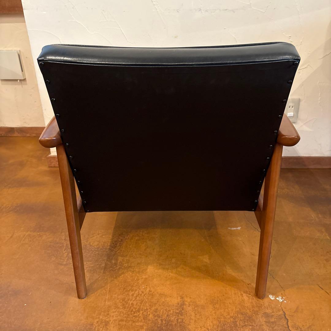 カリモク60 1人掛けソファ 黒①