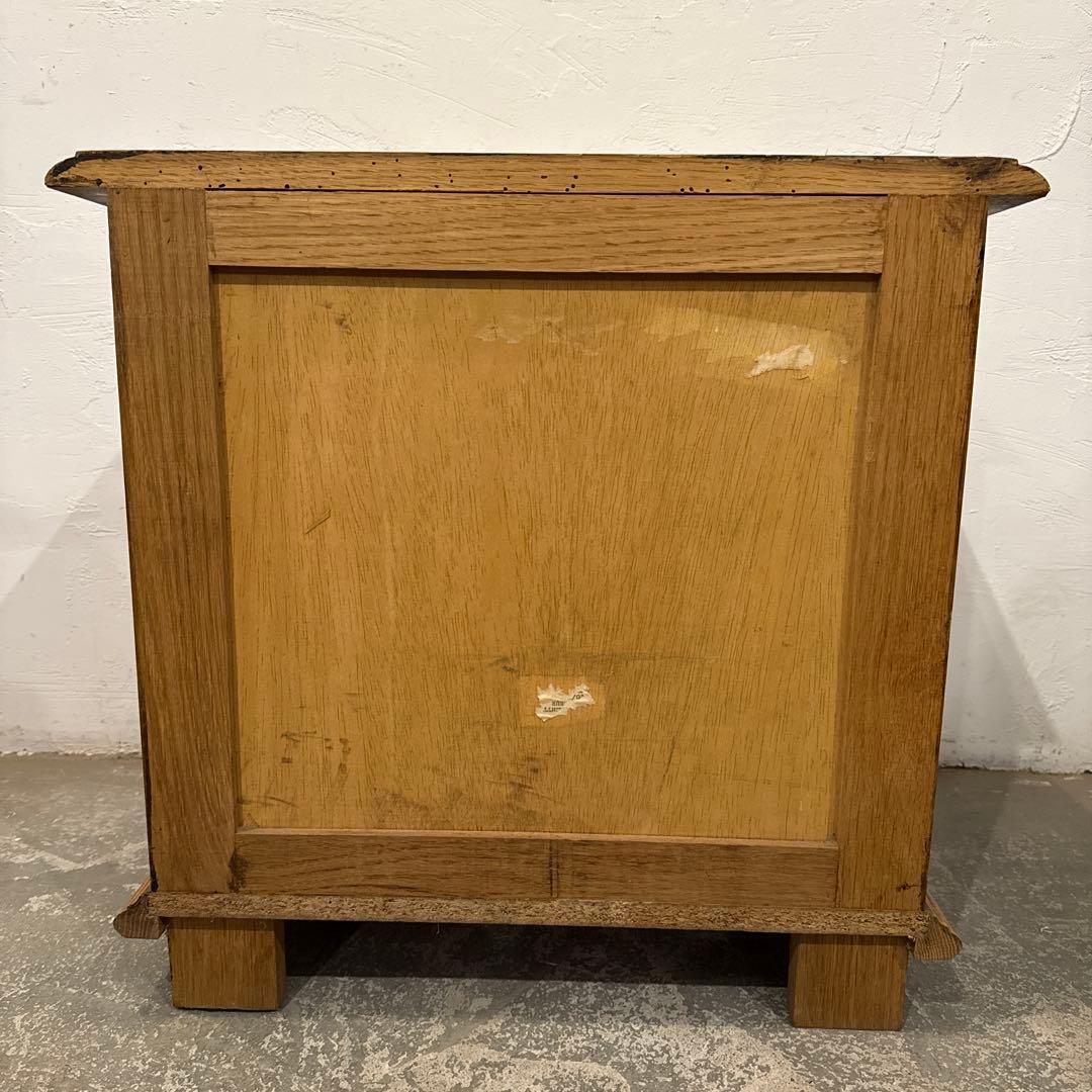 年末年始saleヴィンテージ　木製サイドテーブル　扉収納付き　1