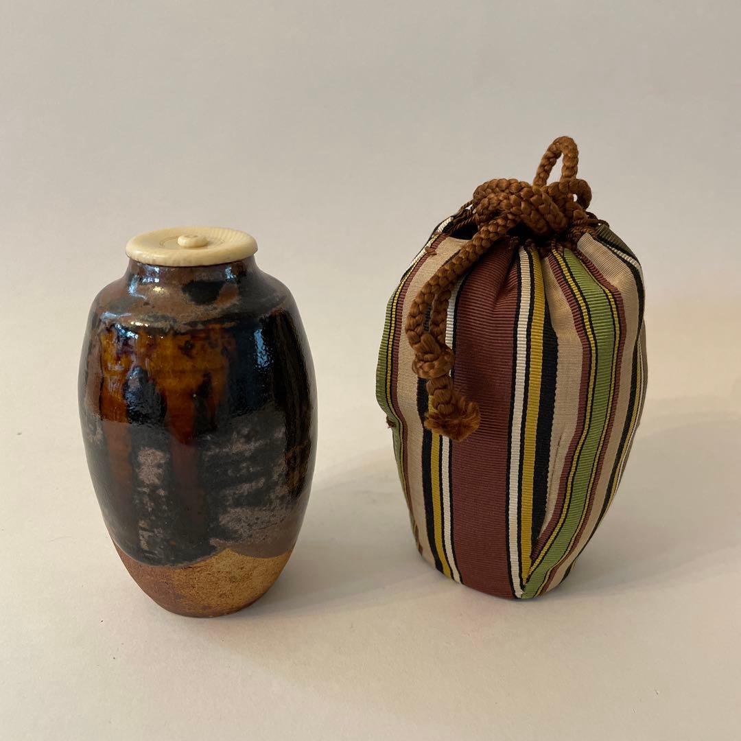 茶道具 瀬戸焼 加藤作助 古瀬戸肩衝茶入 仕覆付 共箱 - メルカリ