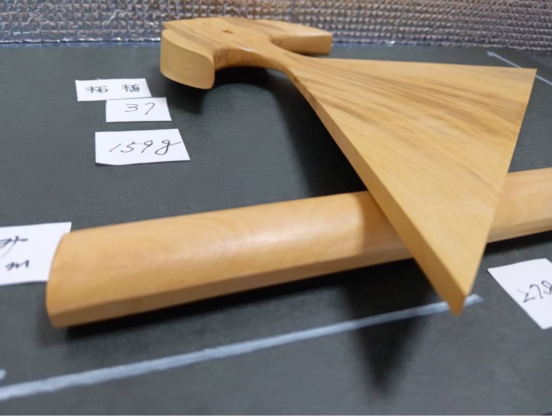 ㊲薩摩琵琶用 撥・黄楊（27.8cm）