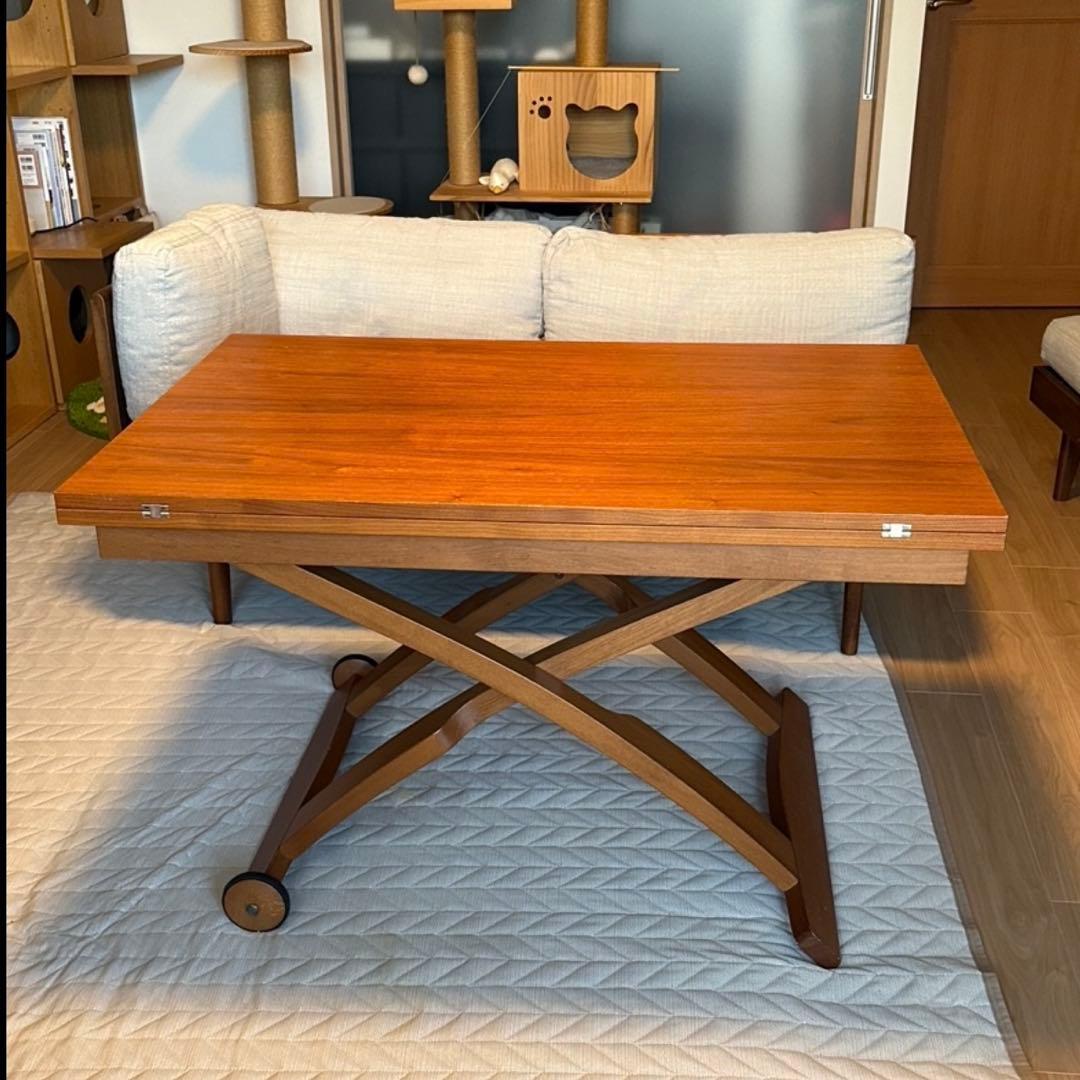 Calligarisコヌビアマスコッティ伸長・昇降式テーブル