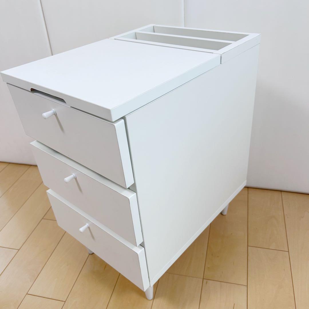 北欧　ナイトテーブル　ホワイト　サイドテーブル　　テーパー丸脚　収納チェスト