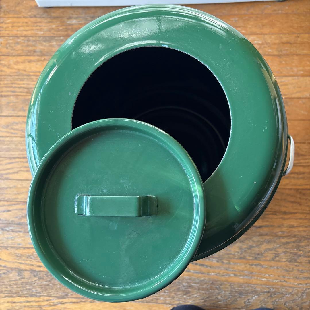 ホーロー　小物入れ／ゴミ箱　緑