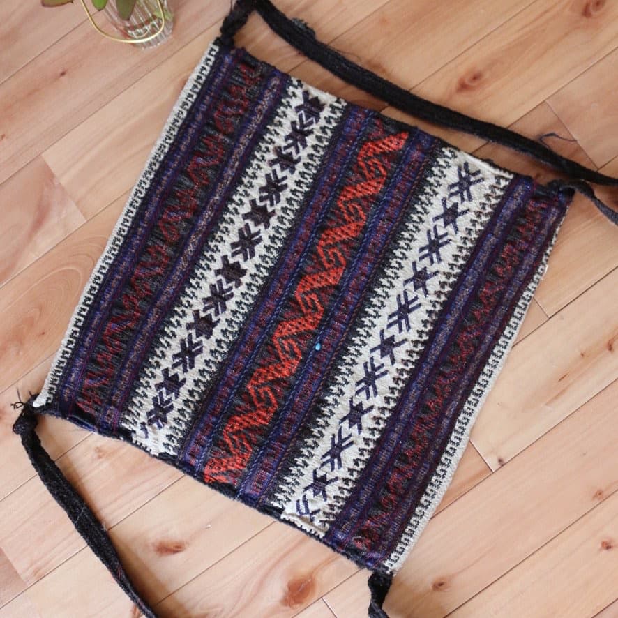 バルーチのバックパック　41x41cm