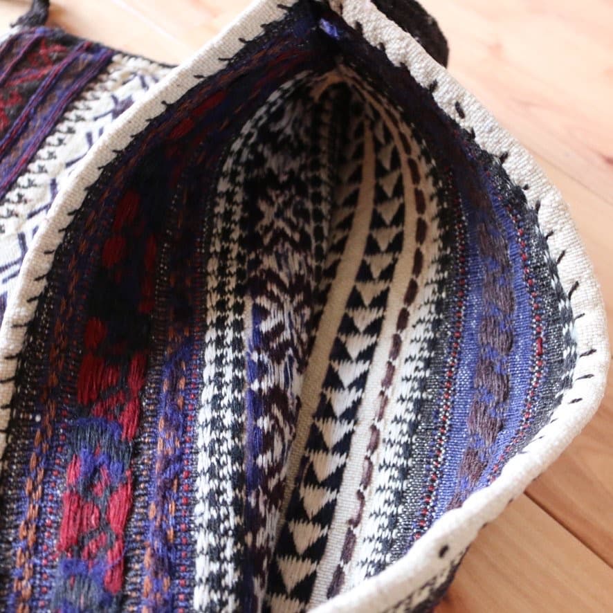 バルーチのバックパック　41x41cm