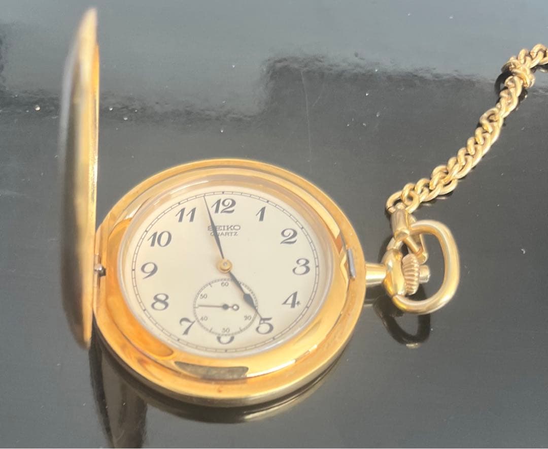 第二次世界大戦 戦争終了記念 懐中時計 - メルカリ