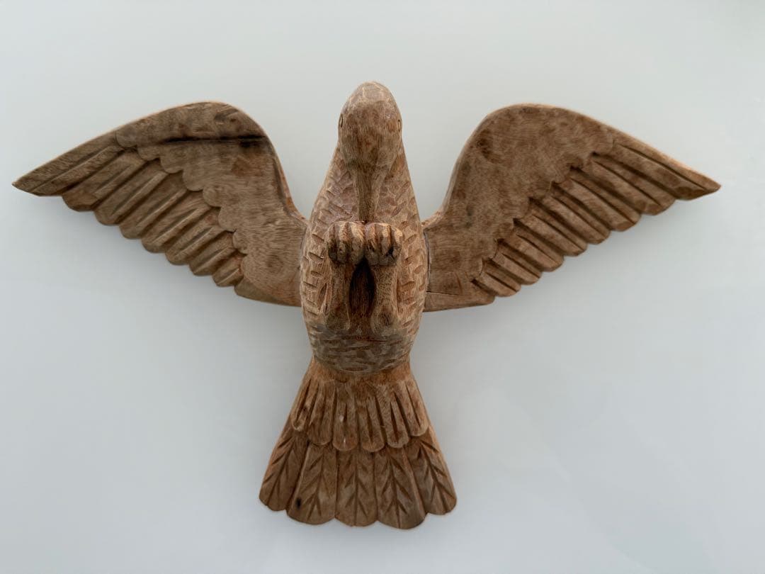 マンゴーウッド　LAND 壁掛け　飛ぶ鳥の彫刻