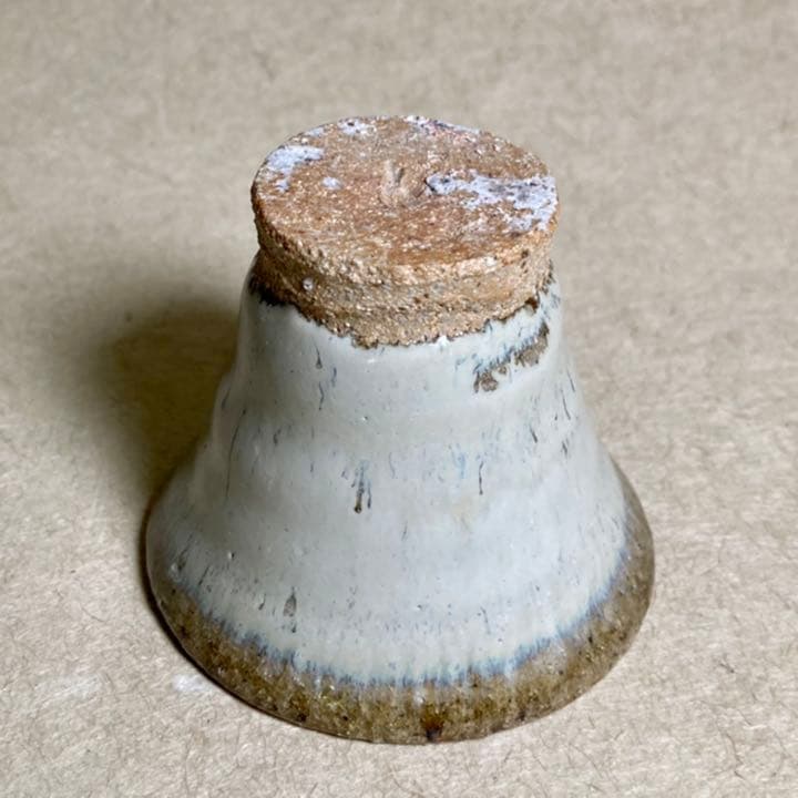 斑唐津皮鯨ぐい　唐津焼　ぐい呑　焼物　酒器　陶器