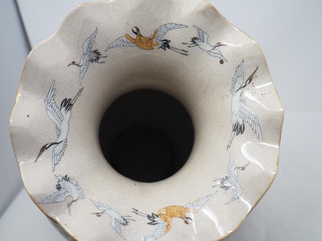 色絵金襴手花鳥群鶴文壺﻿　栄盛窯　瀧山作　ツル　花瓶　-SO