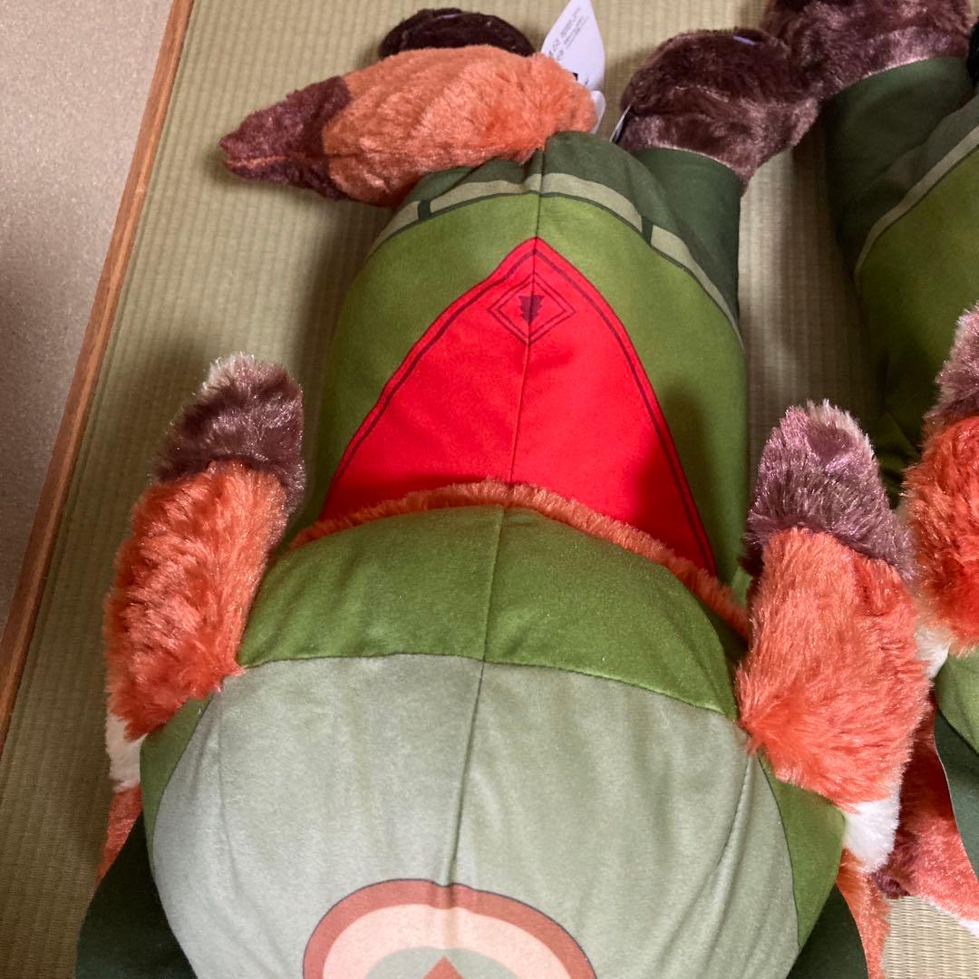 ズートピア　赤いほっぺ　寝そべりスーパーラージキッズぬいぐるみ ニック・ワイルド