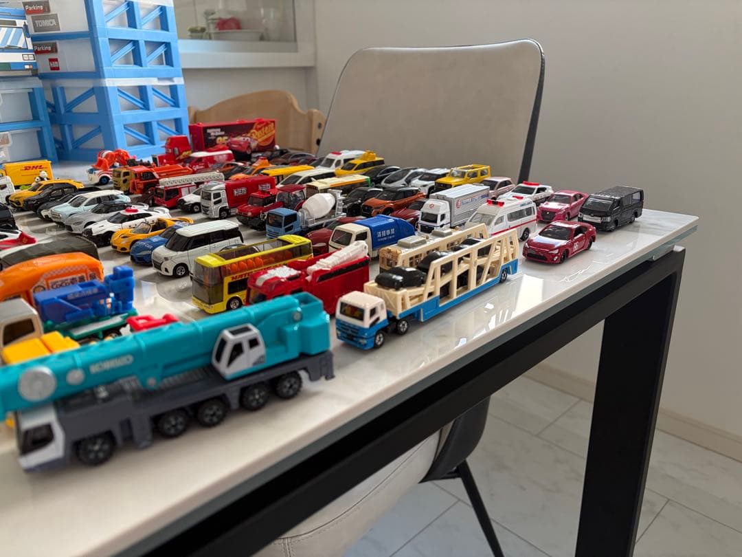 トミカ ミニカー 80台 まとめ売り トミカケース おかたづけコンボイ