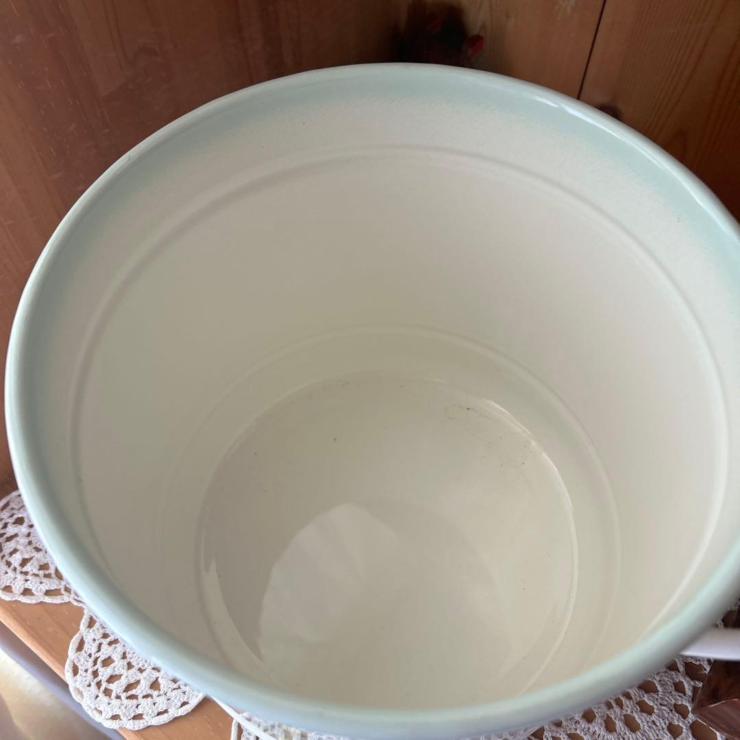 イマン ポワージュ　ビート入りストッカー